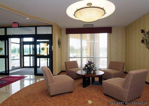 Holiday Inn Express & Suites Elkton - University Area, An Ihg Hotel Beltér fotó